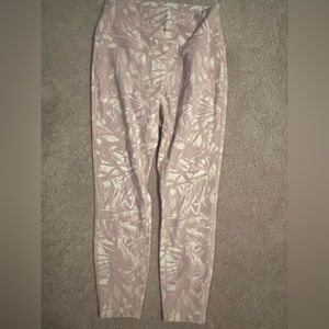 LuLu leggings